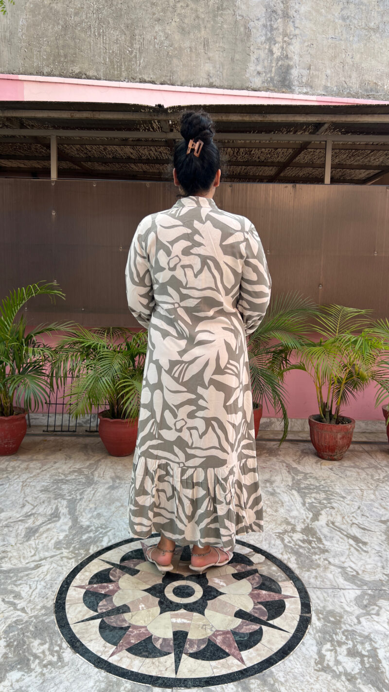 Feeding Friendly maxi dress - Image 2