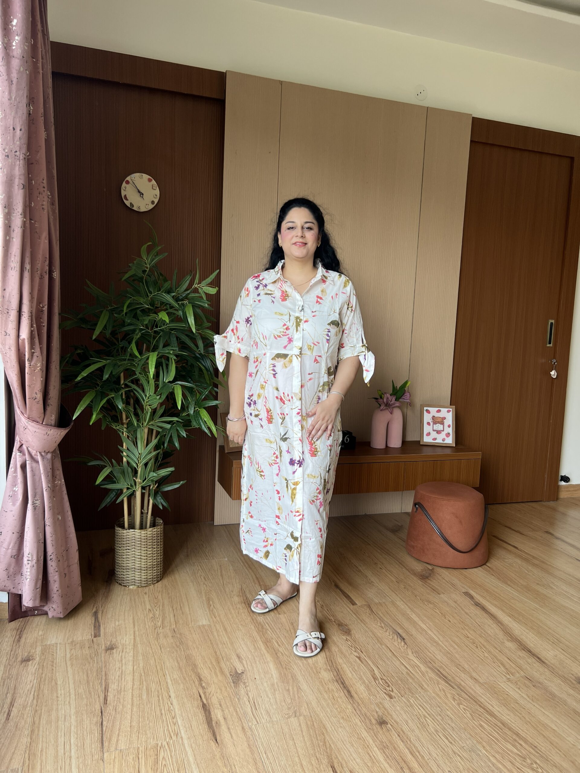 Floral Buttoned Dress - Image 7
